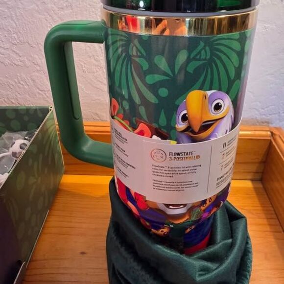 Stanley Other - Stanley FIFA World Cup 2026 Quencher H2.0 40oz Tumbler 1 Green and 1 Red